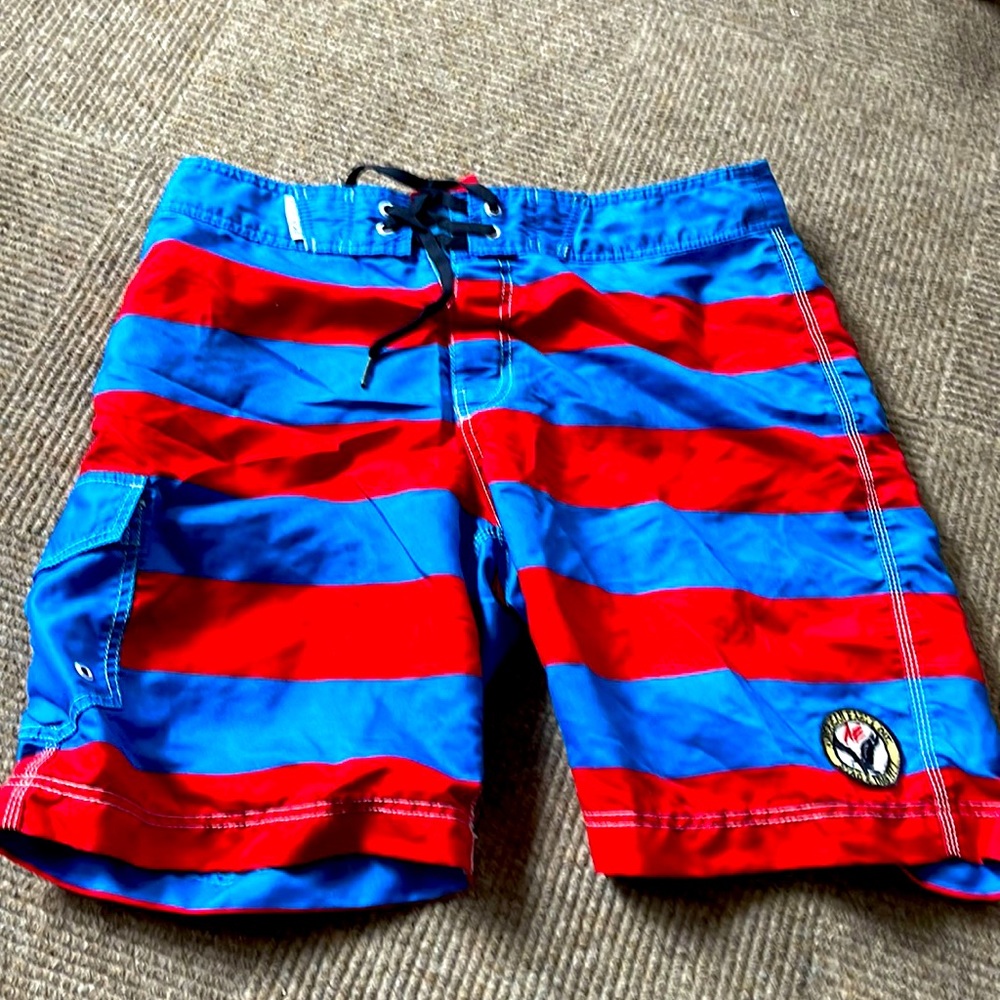 AMERICAN EAGLE BOARD SHORTS